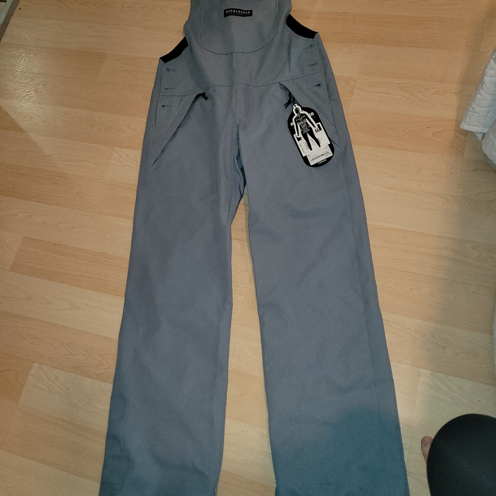 Airblaster size large freedom bib ski snow pants